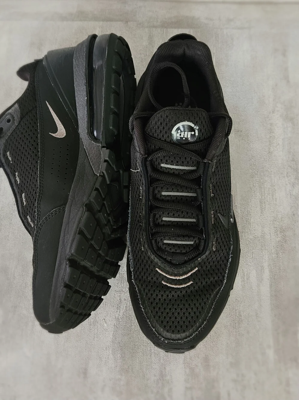 Nike Air Max Pulse 'Triple Black' Everyday Athleisure Shoes | Women Size 8.5